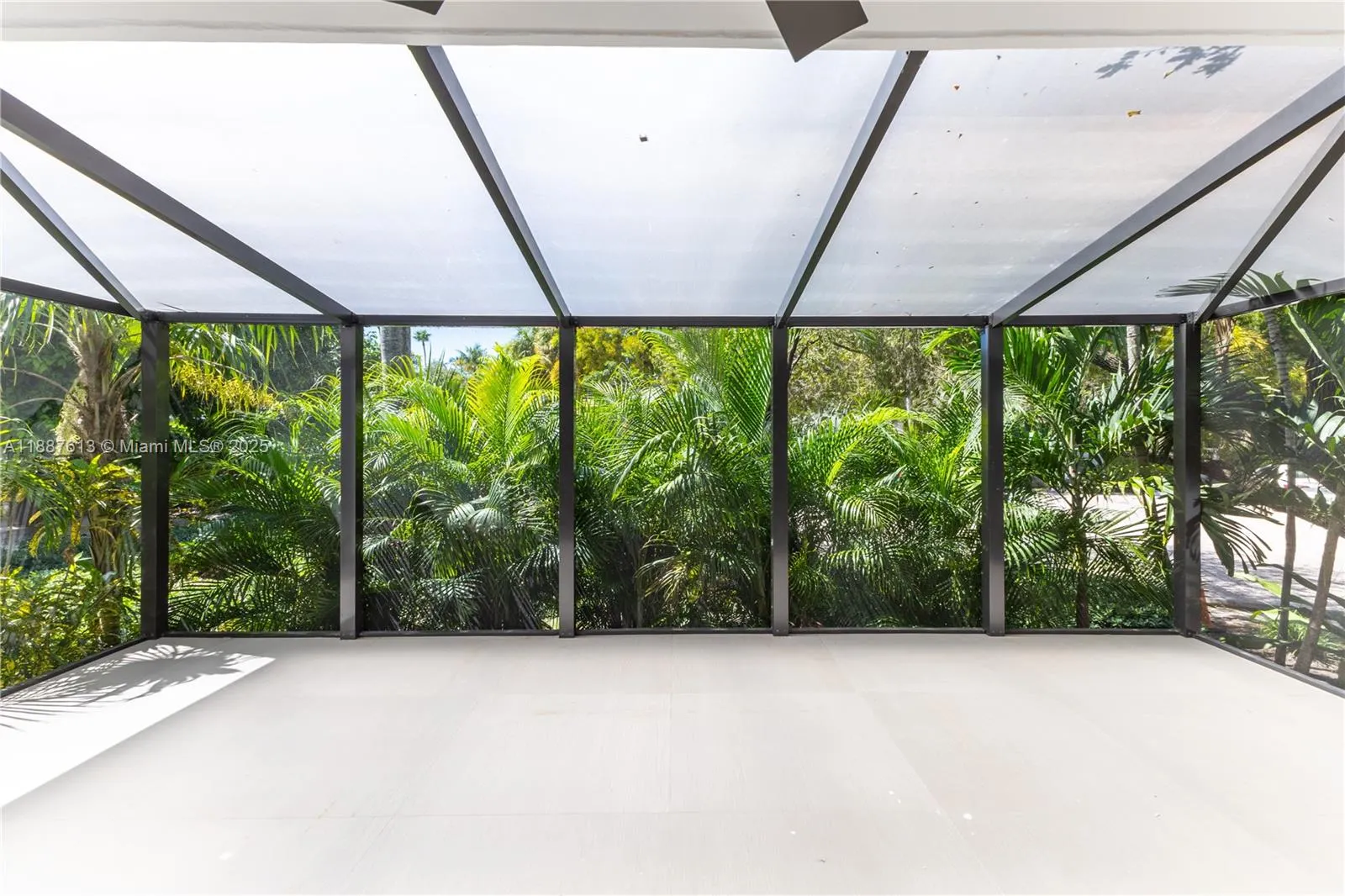 101 Ocean Lane Dr, #1013