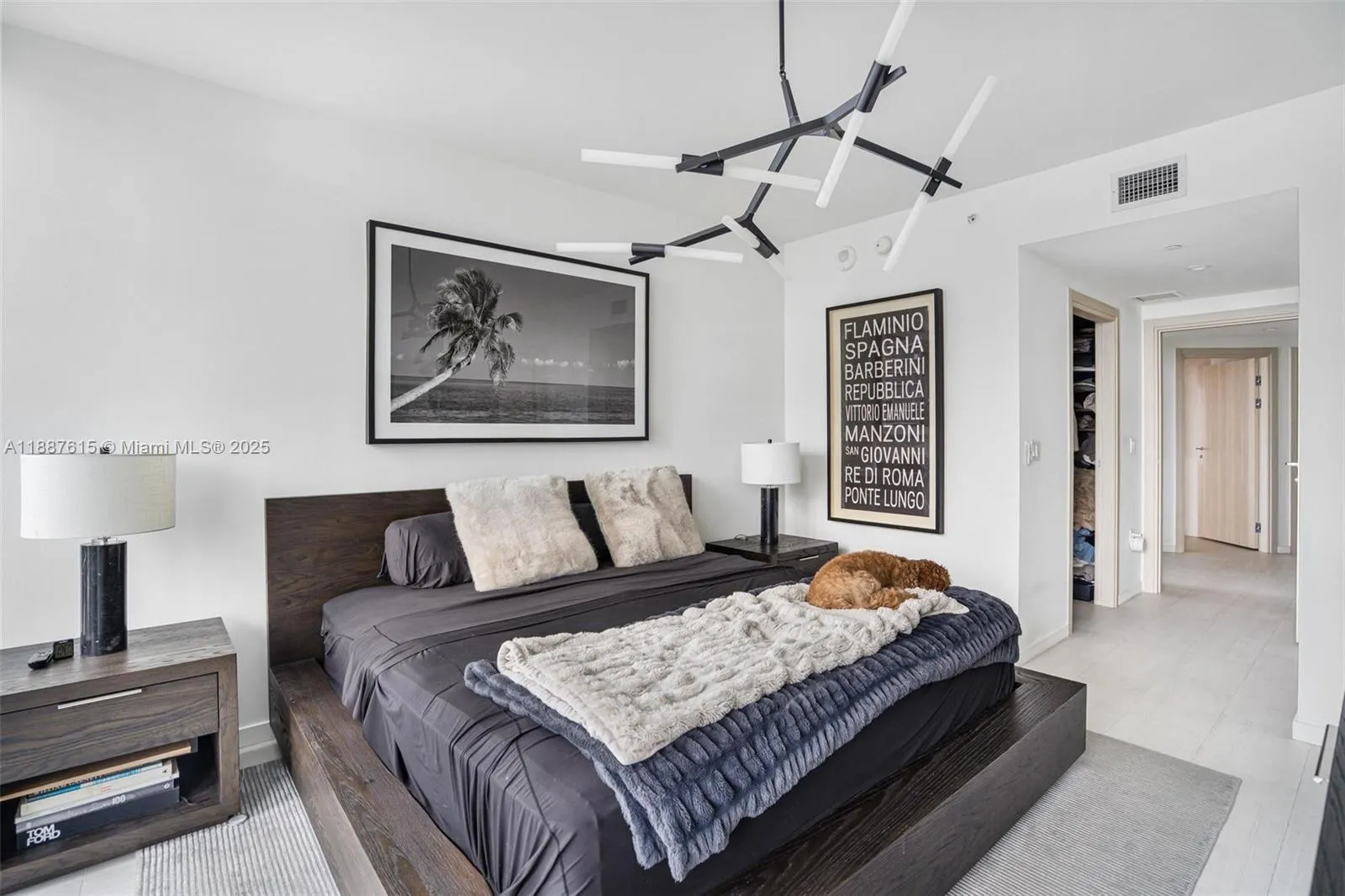 1000 Brickell Plz, #4315