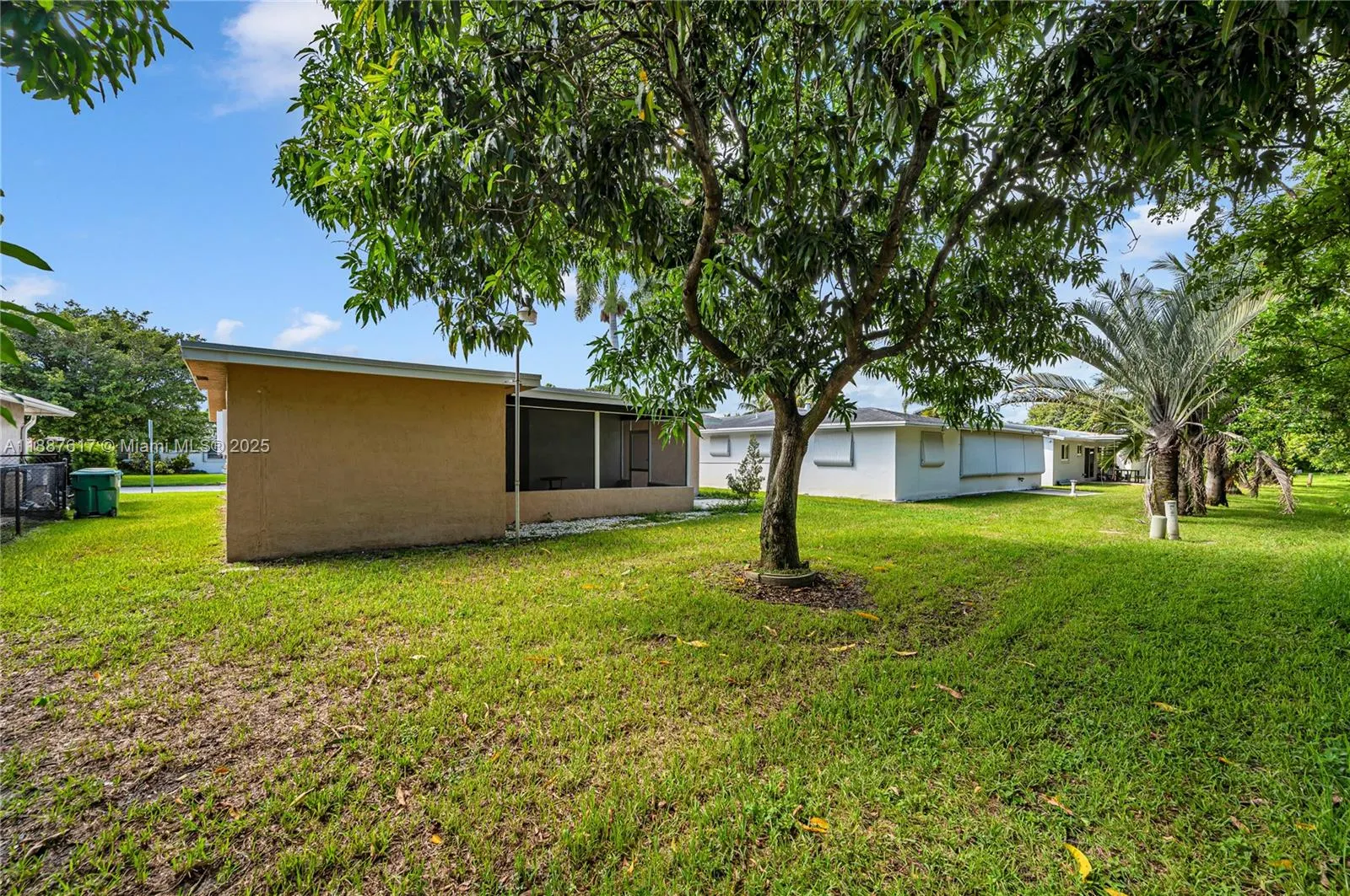 5606 NW 49th Ave