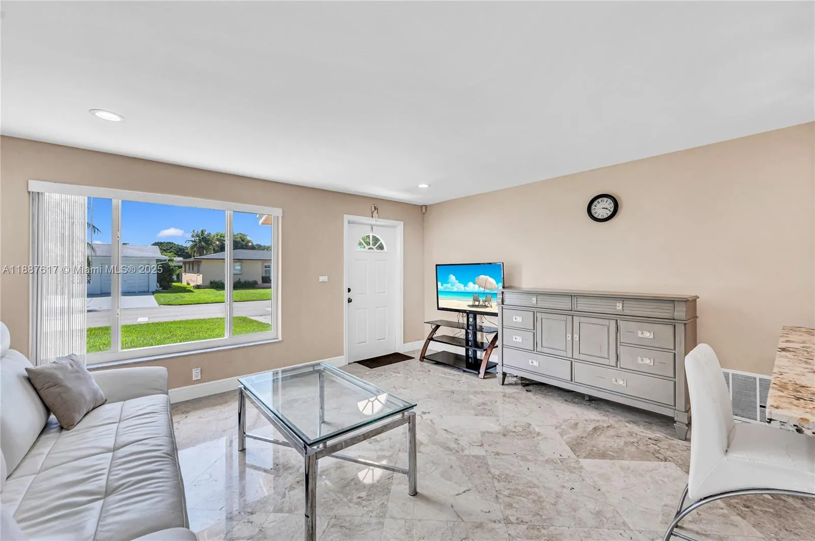 5606 NW 49th Ave