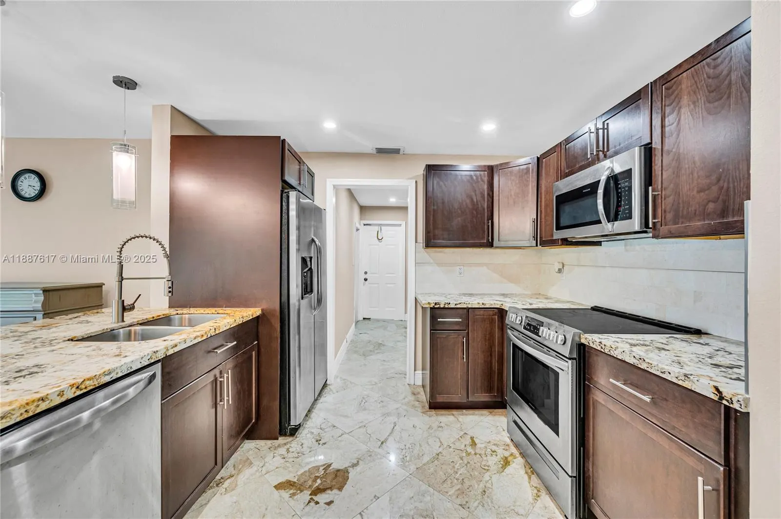 5606 NW 49th Ave