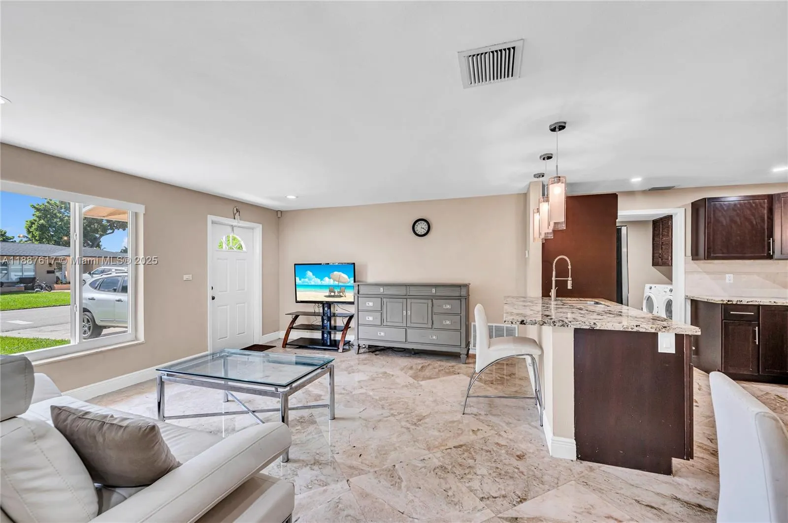 5606 NW 49th Ave