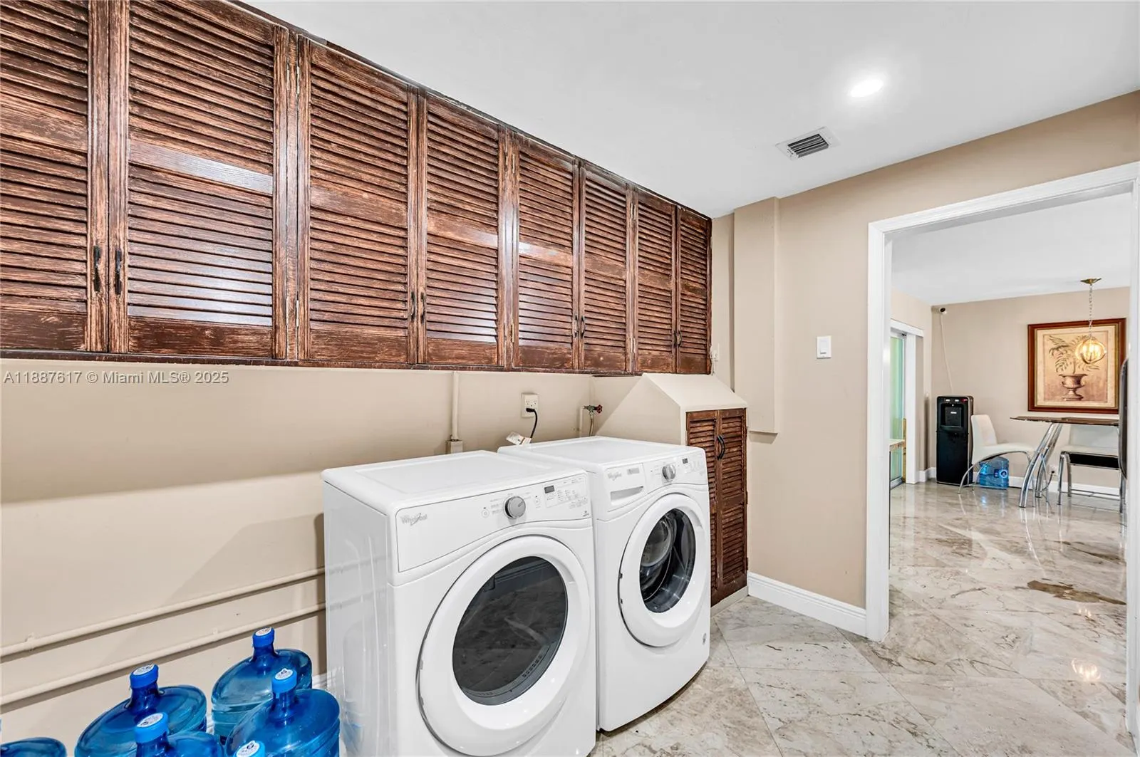 5606 NW 49th Ave