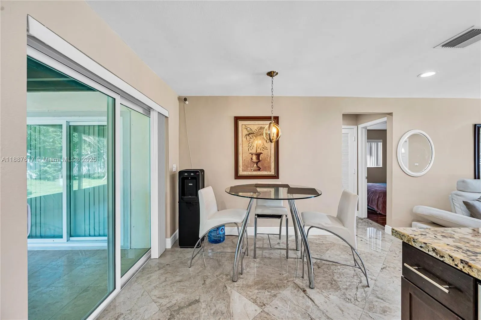 5606 NW 49th Ave