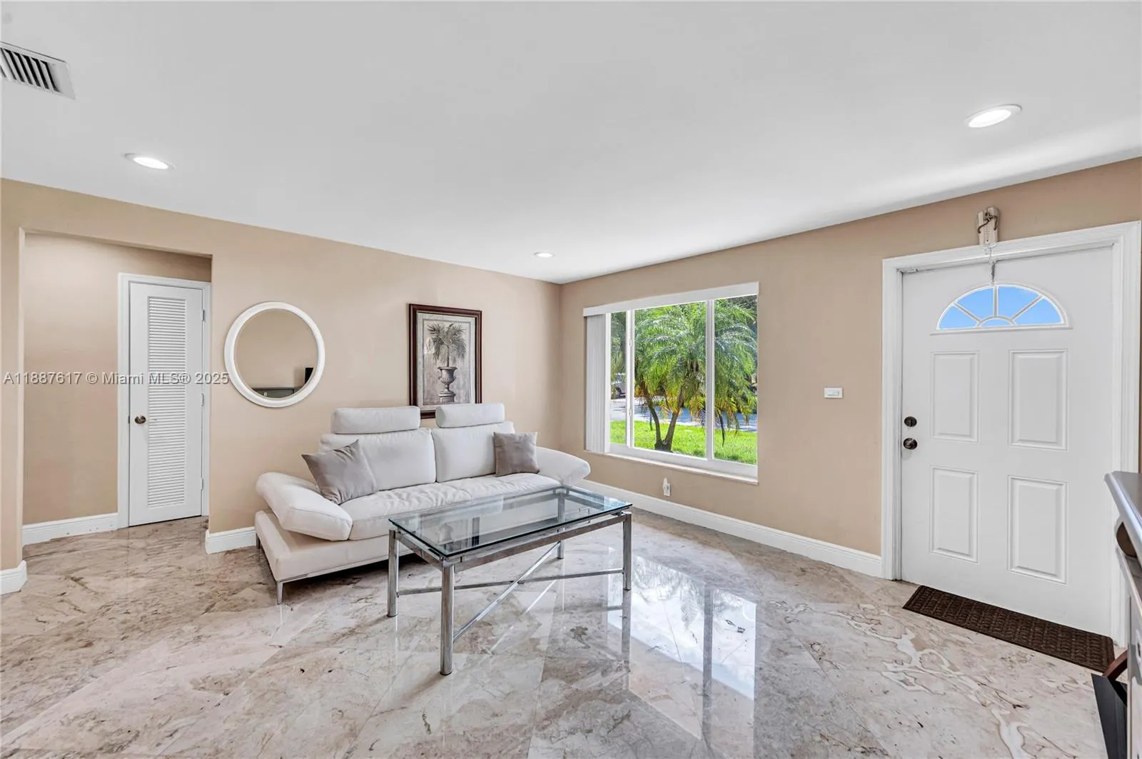 5606 NW 49th Ave