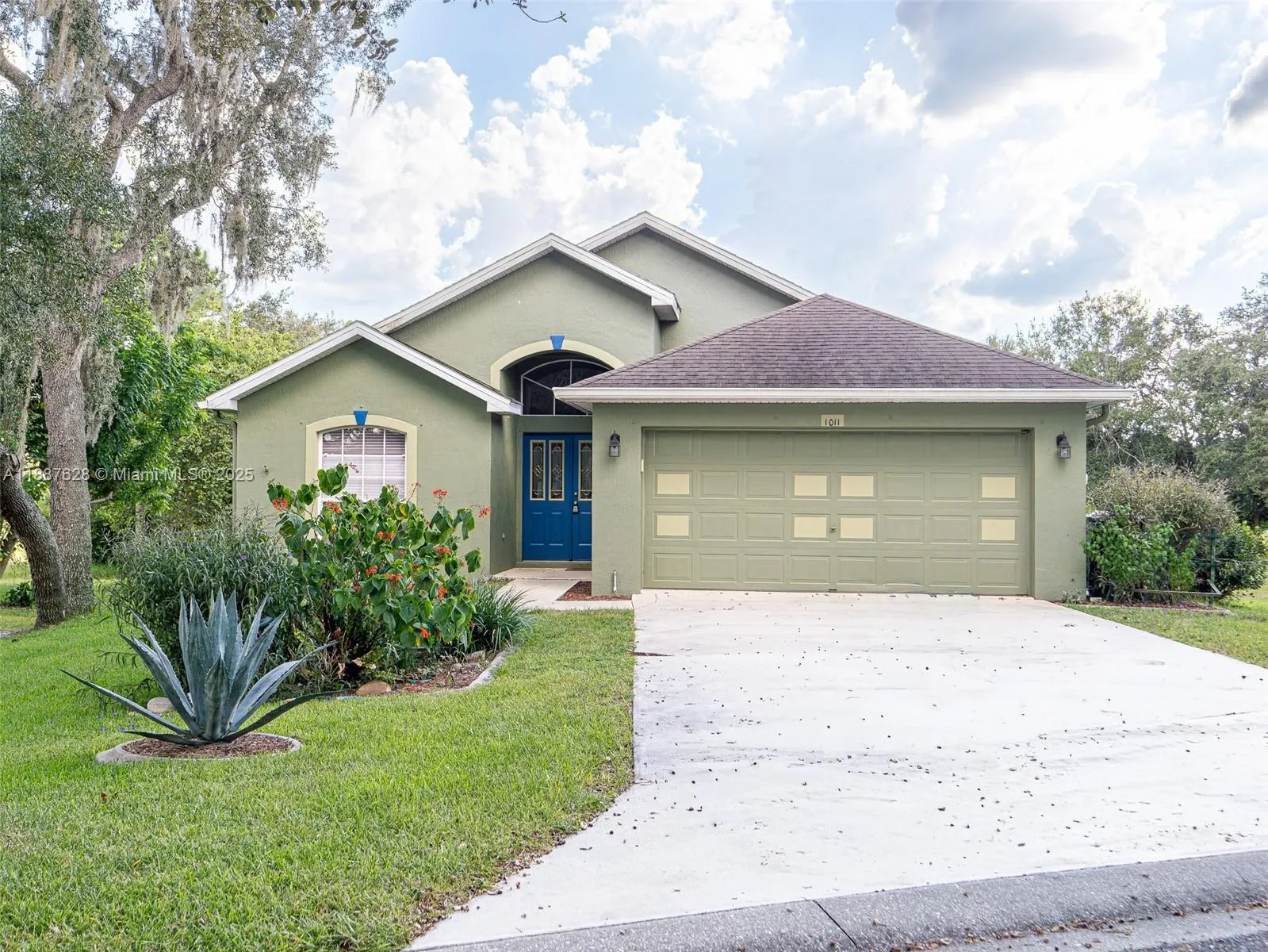 1011 TEQUESTA TRAIL