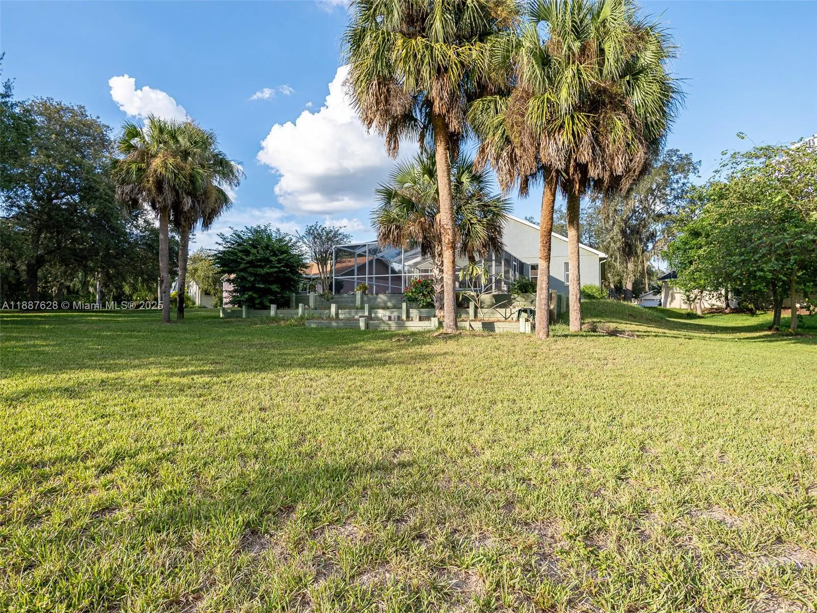 1011 TEQUESTA TRAIL