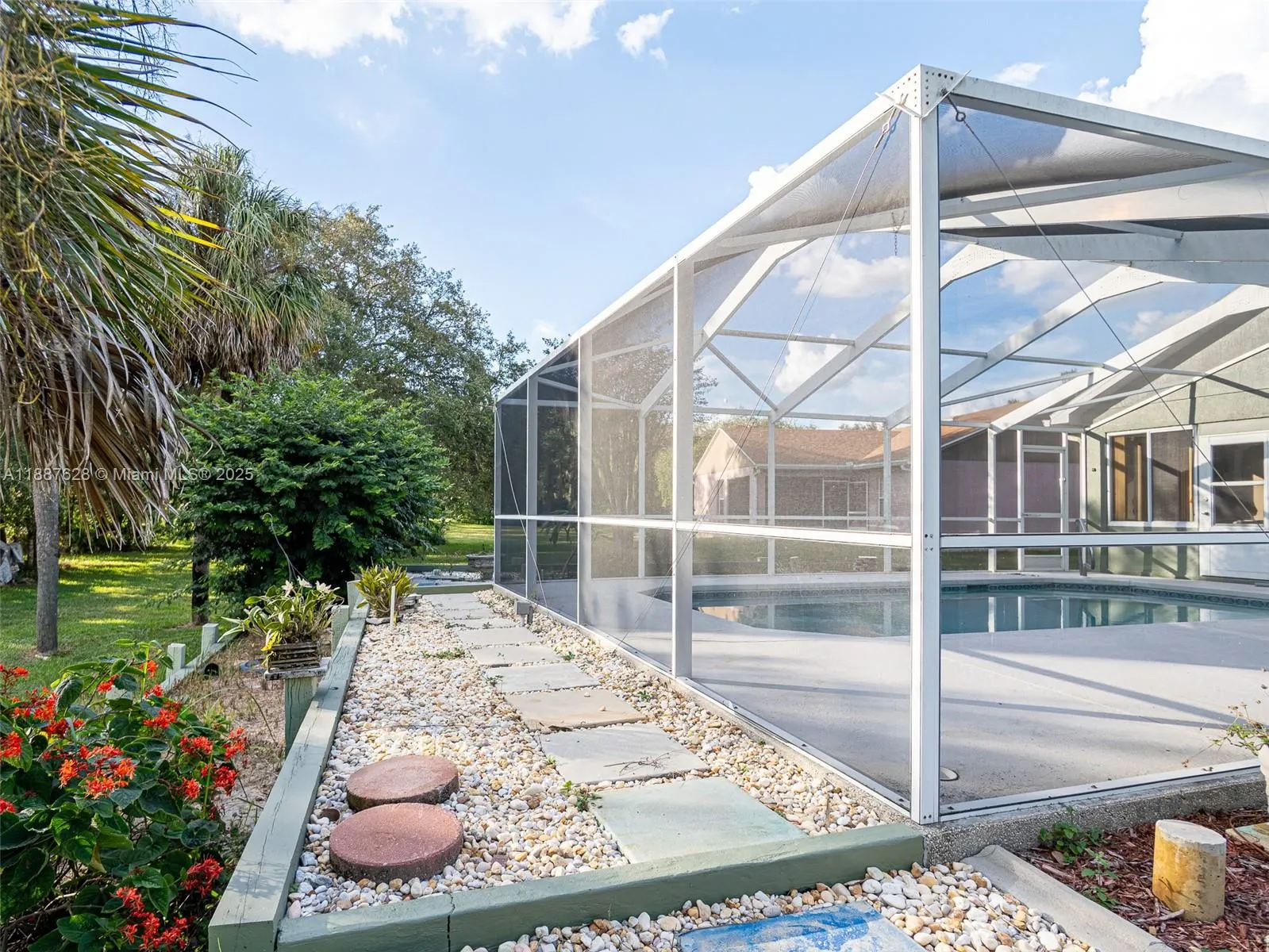 1011 TEQUESTA TRAIL