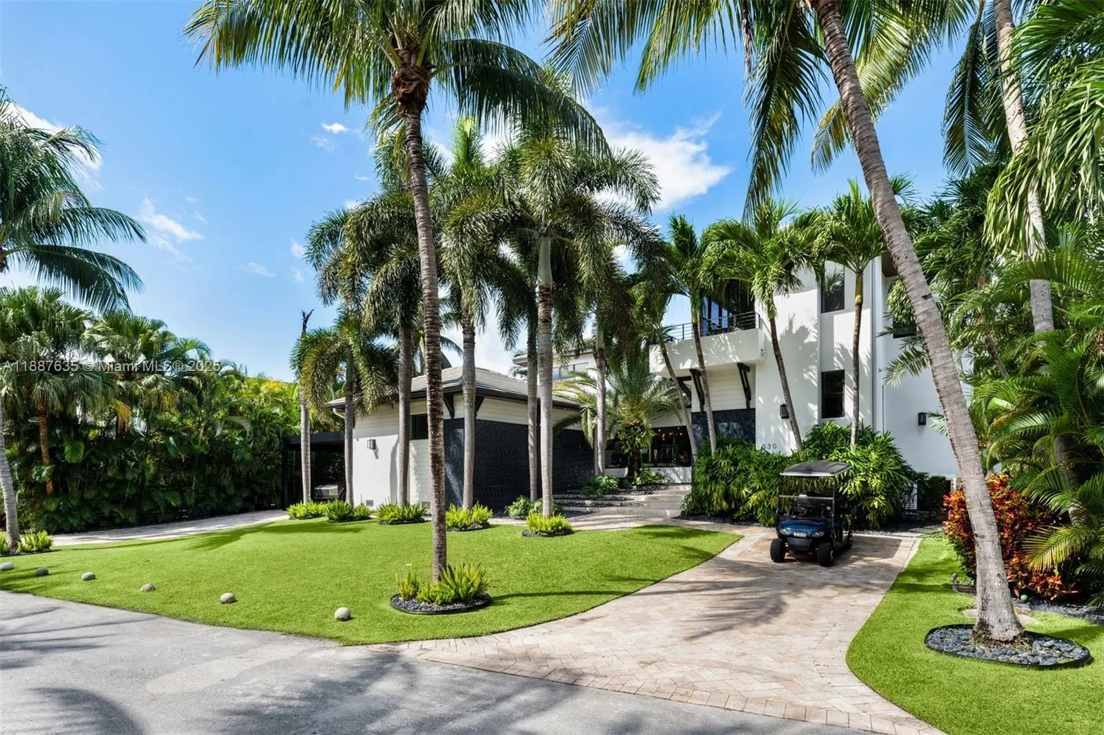 330 Caribbean Rd