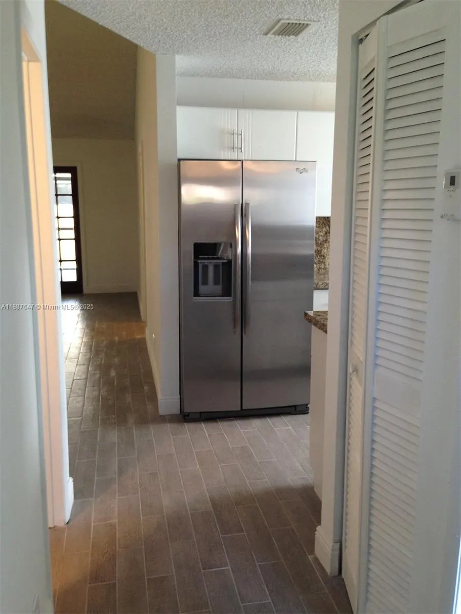 11153 NW 37TH ST