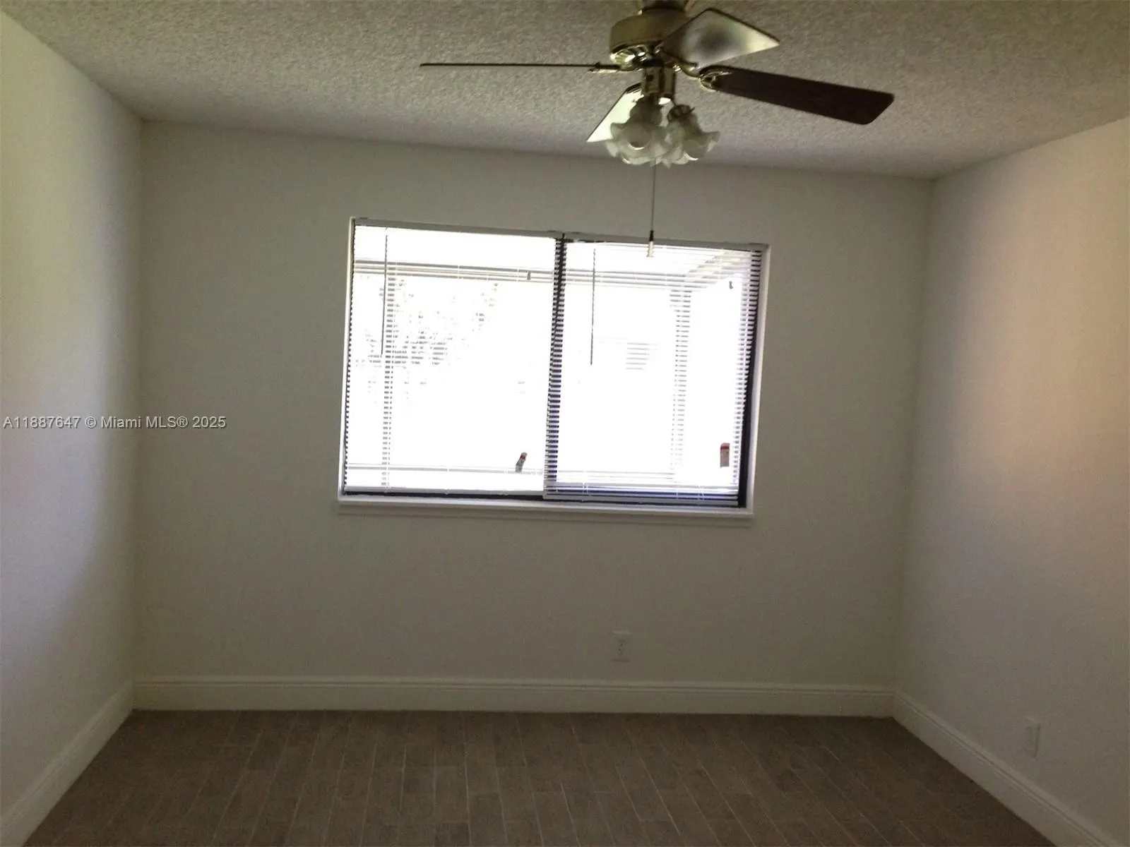 11153 NW 37TH ST