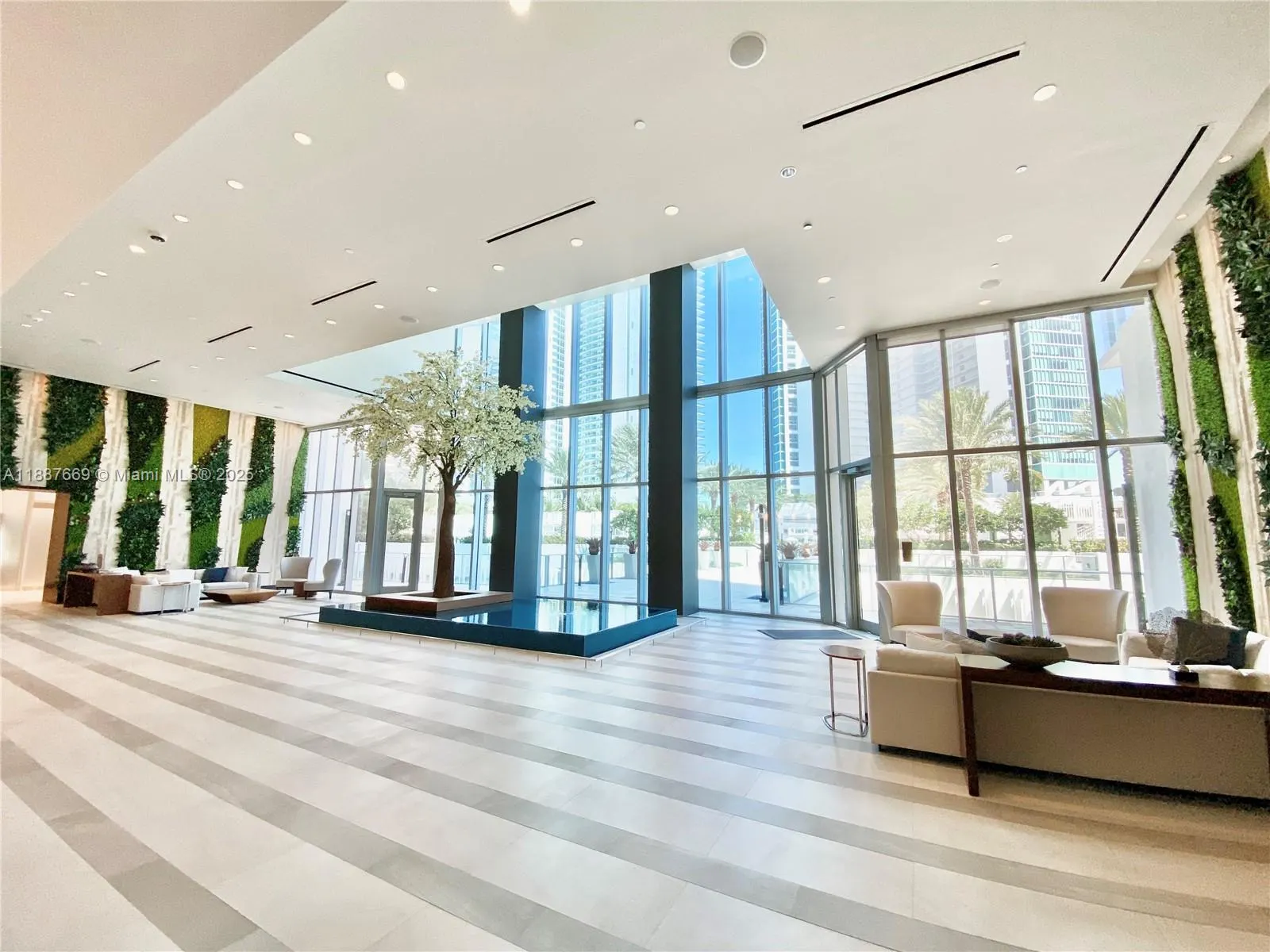 851 NE 1st Ave, #2802