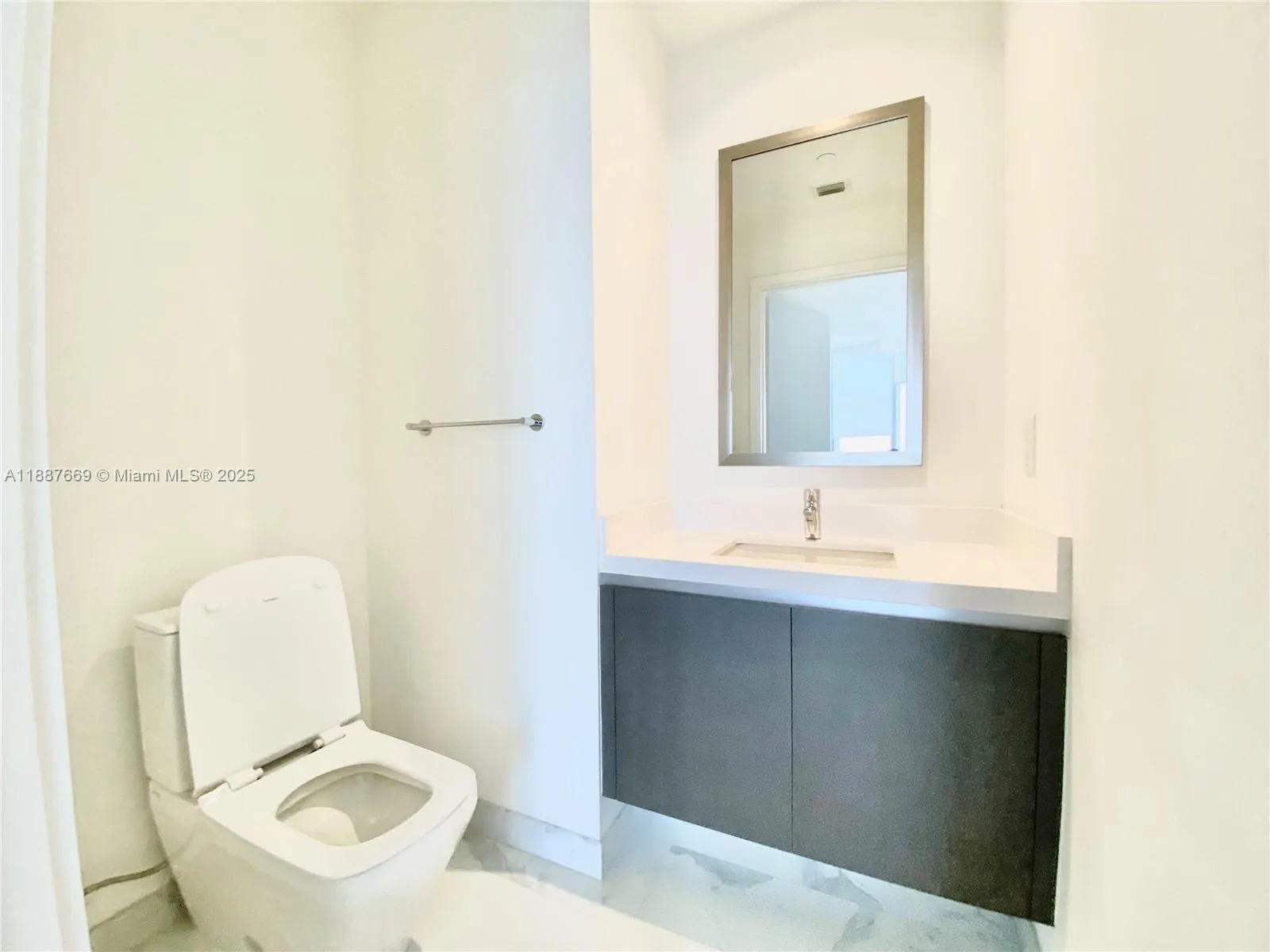 851 NE 1st Ave, #2802