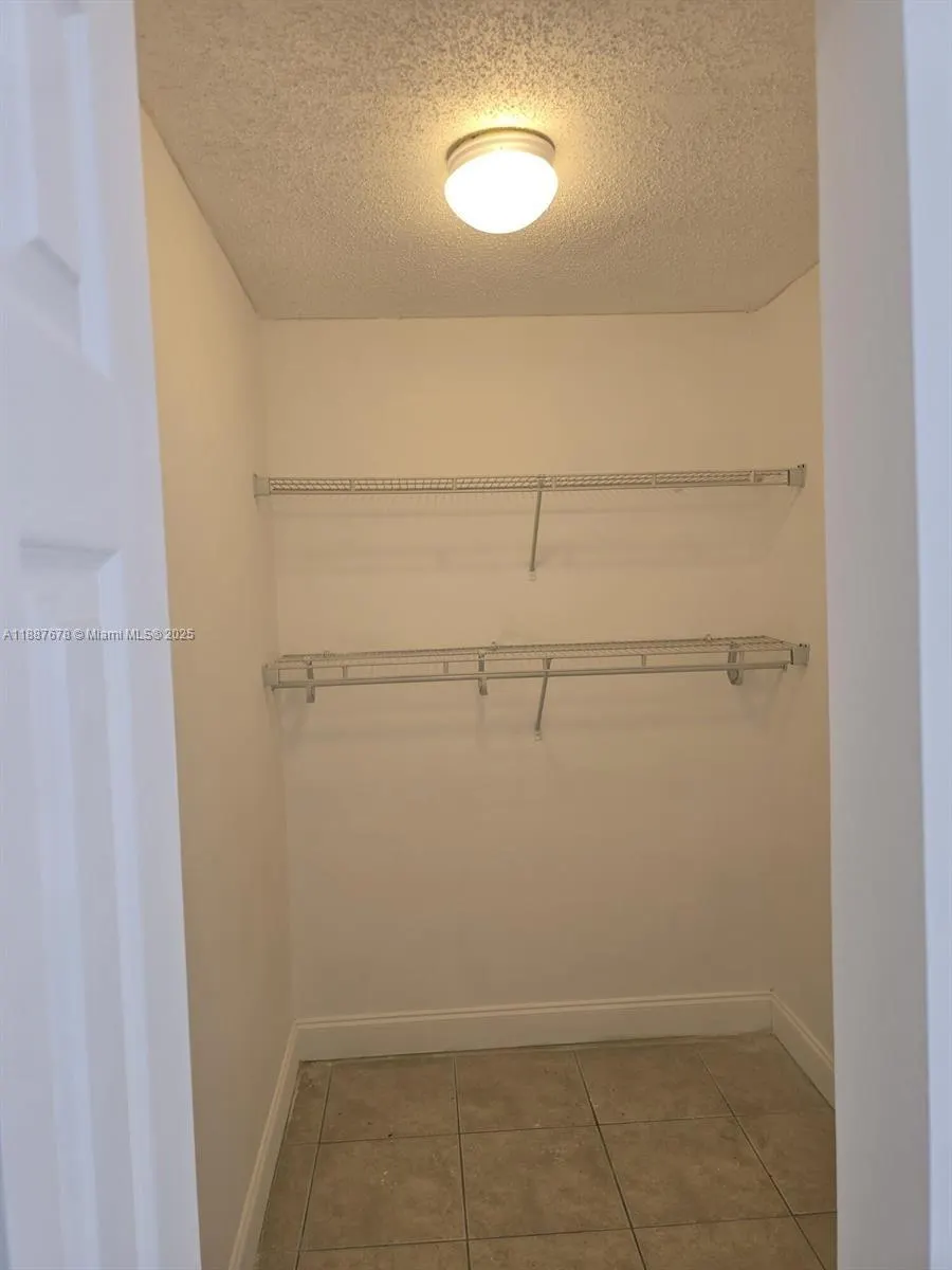 1829 N A St, #5
