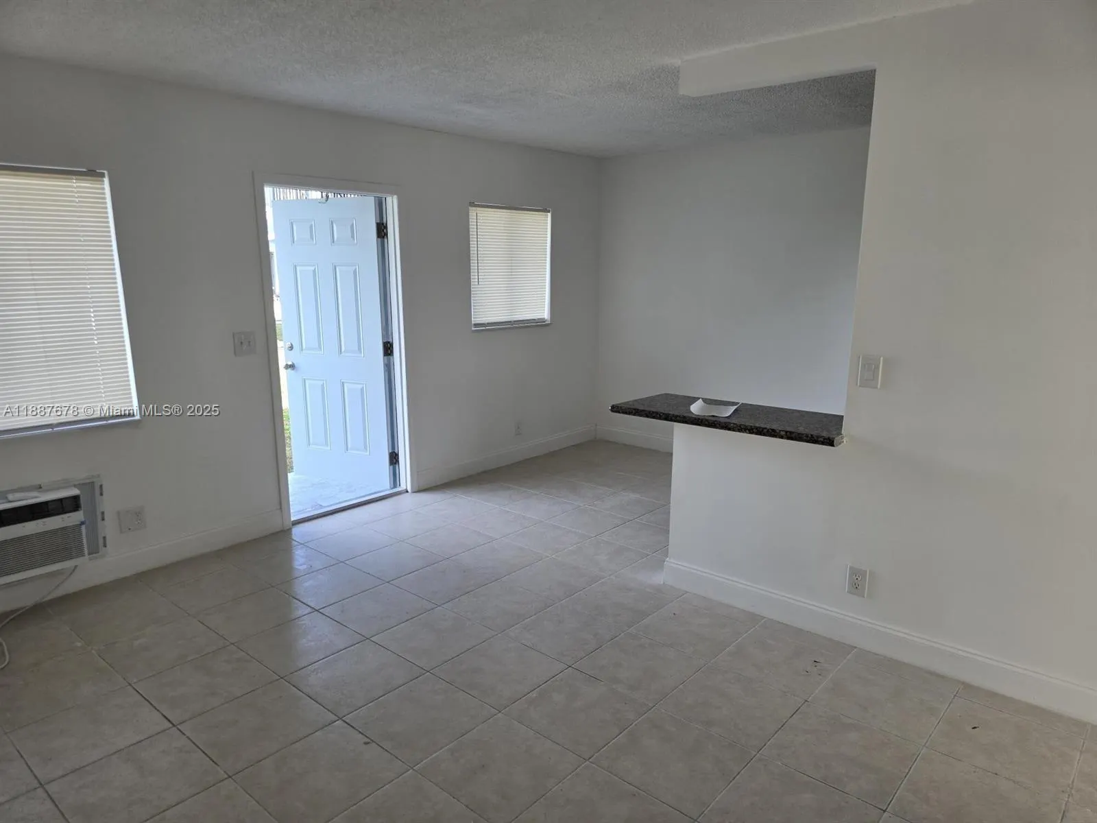 1829 N A St, #5
