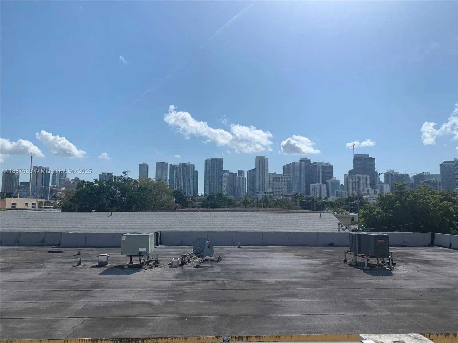763 SW 5th St