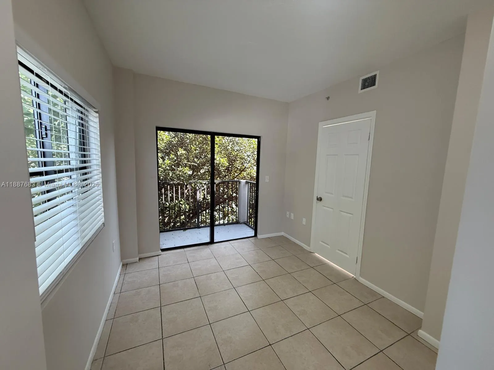 763 SW 5th St