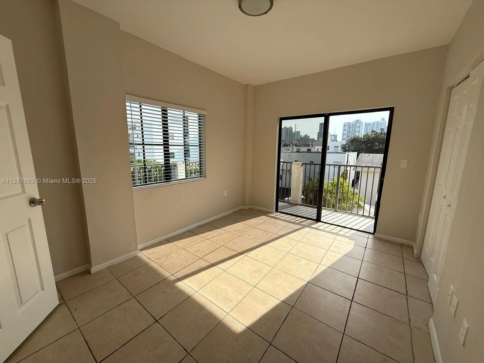 763 SW 5th St