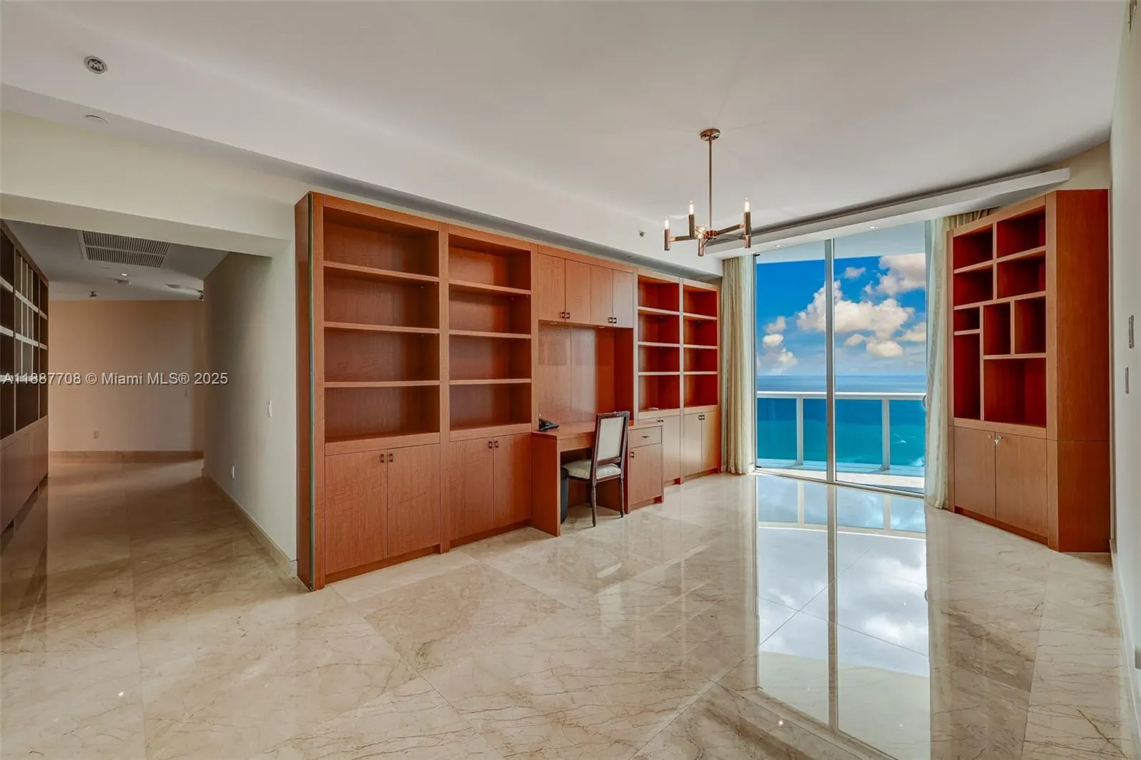 2711 S Ocean Dr, #3705