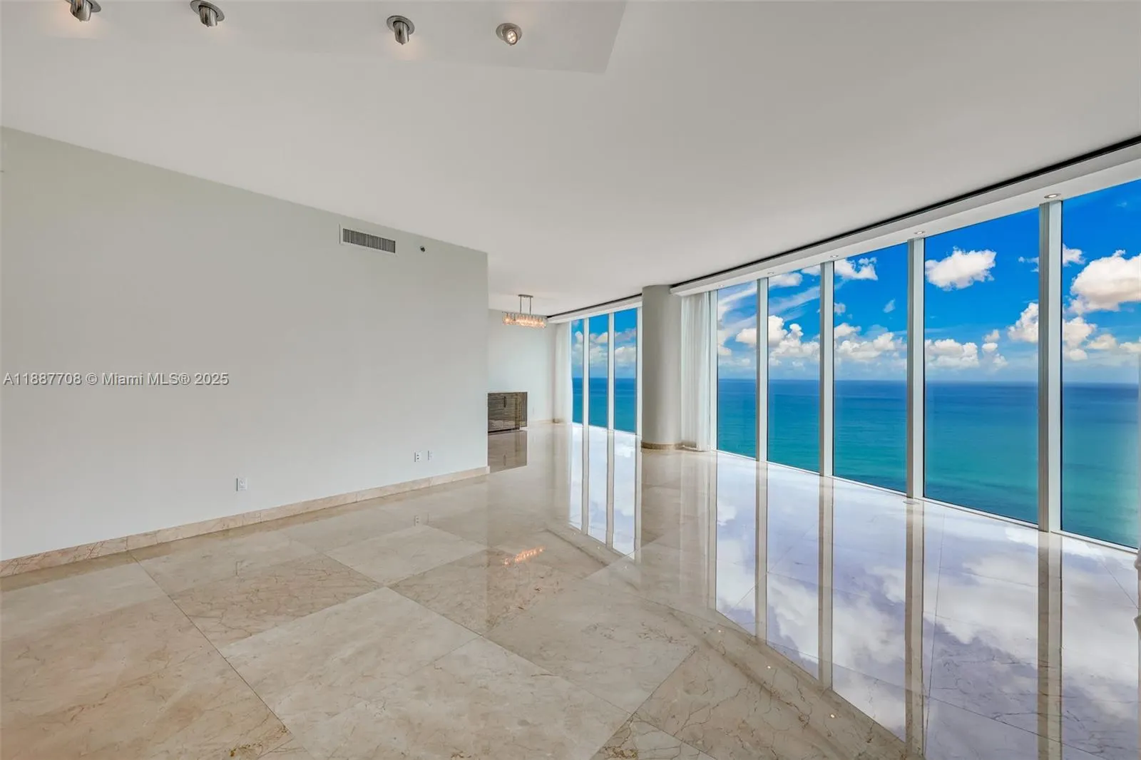 2711 S Ocean Dr, #3705