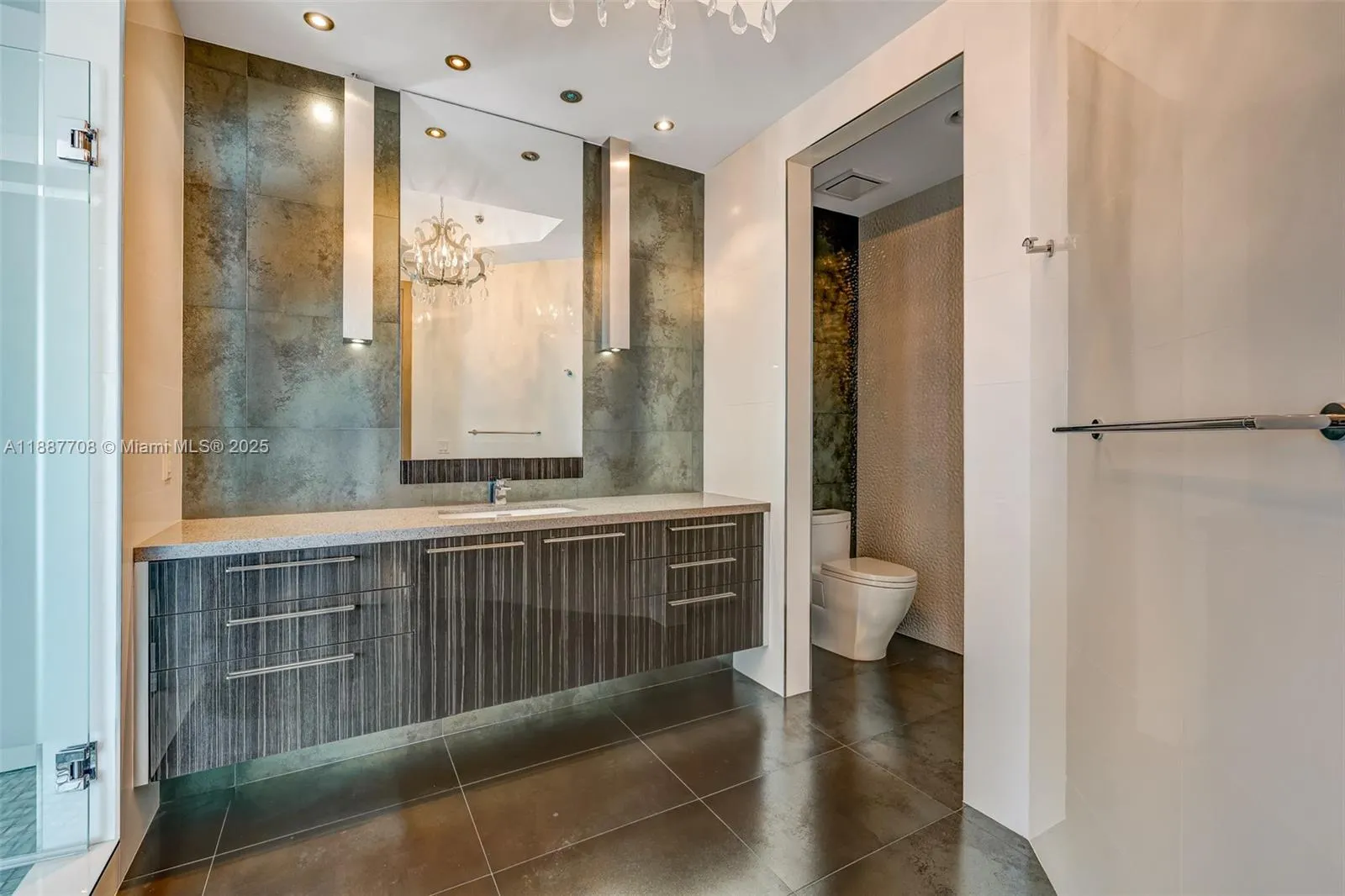 2711 S Ocean Dr, #3705