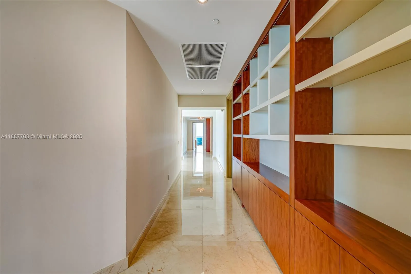 2711 S Ocean Dr, #3705