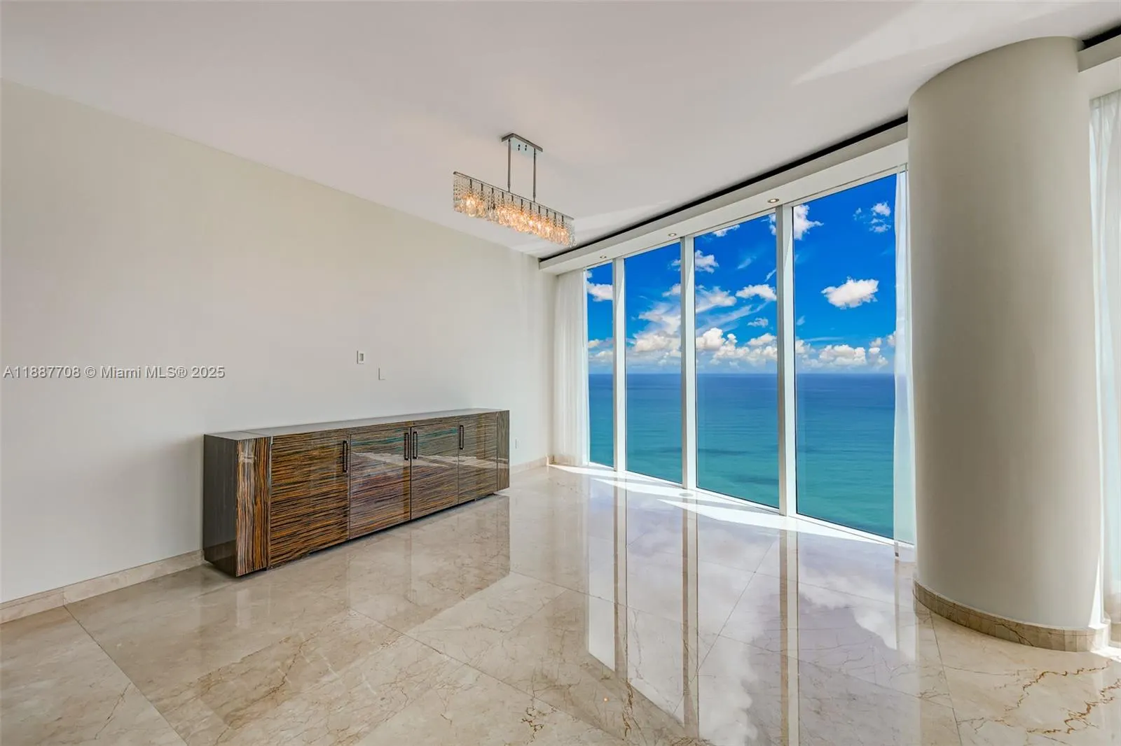 2711 S Ocean Dr, #3705