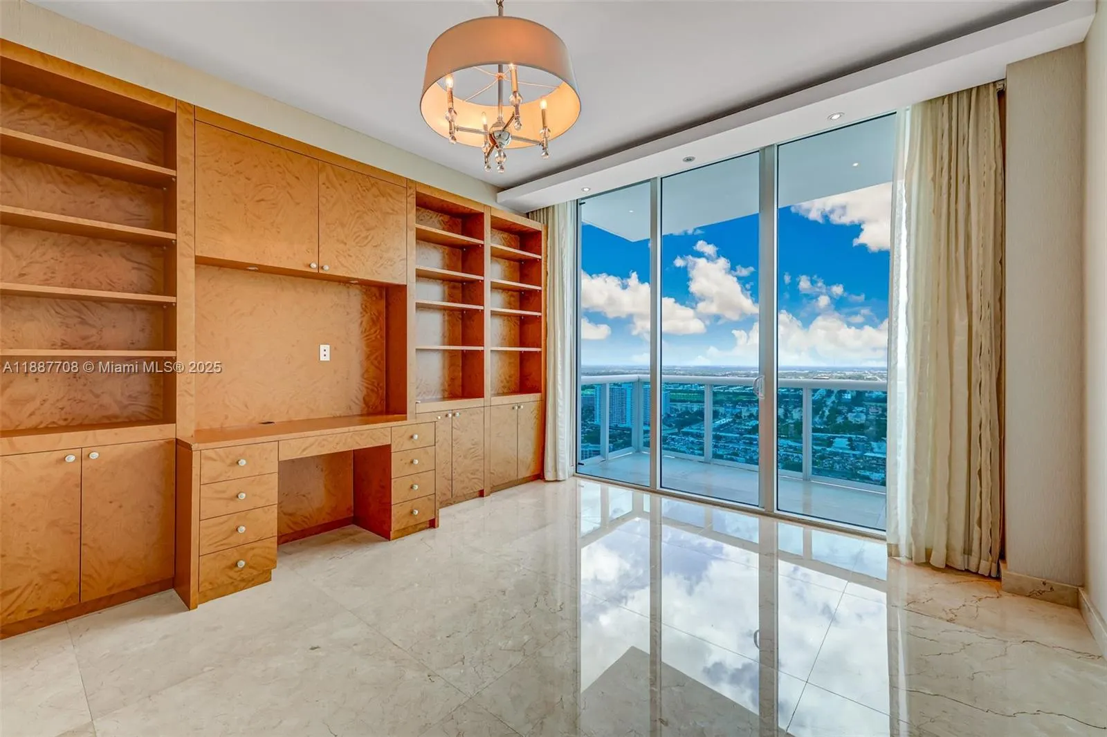 2711 S Ocean Dr, #3705