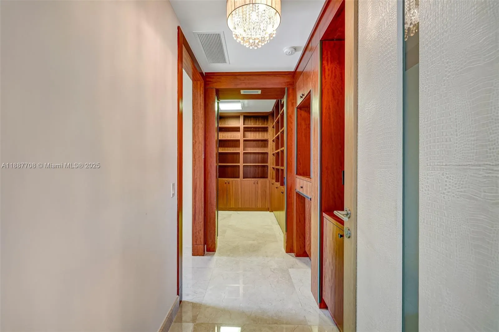 2711 S Ocean Dr, #3705