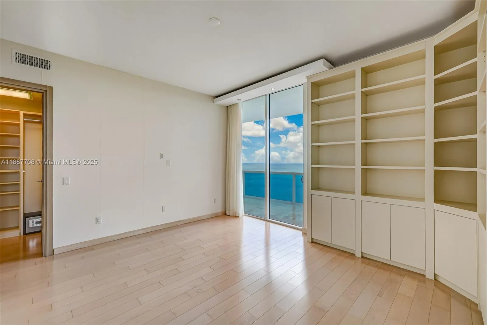 2711 S Ocean Dr, #3705