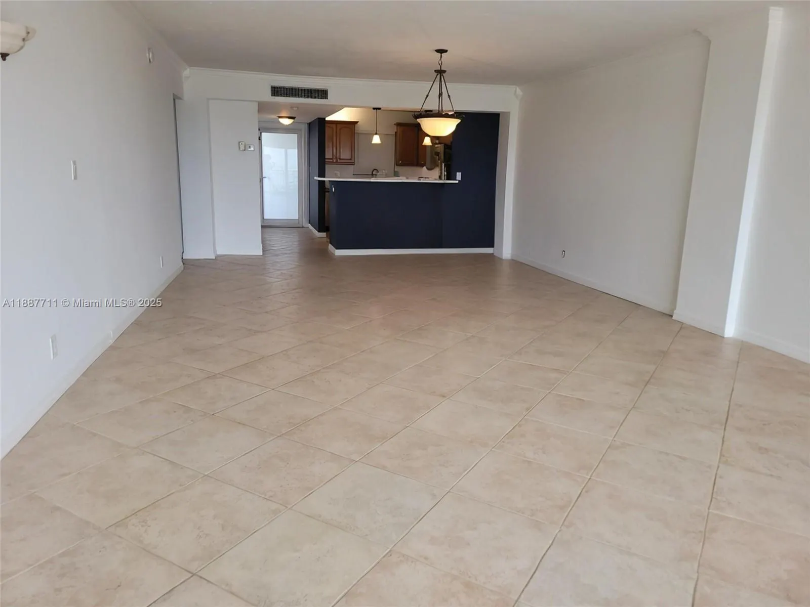 328 N Ocean Blvd, #607