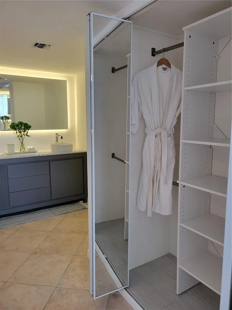 328 N Ocean Blvd, #607