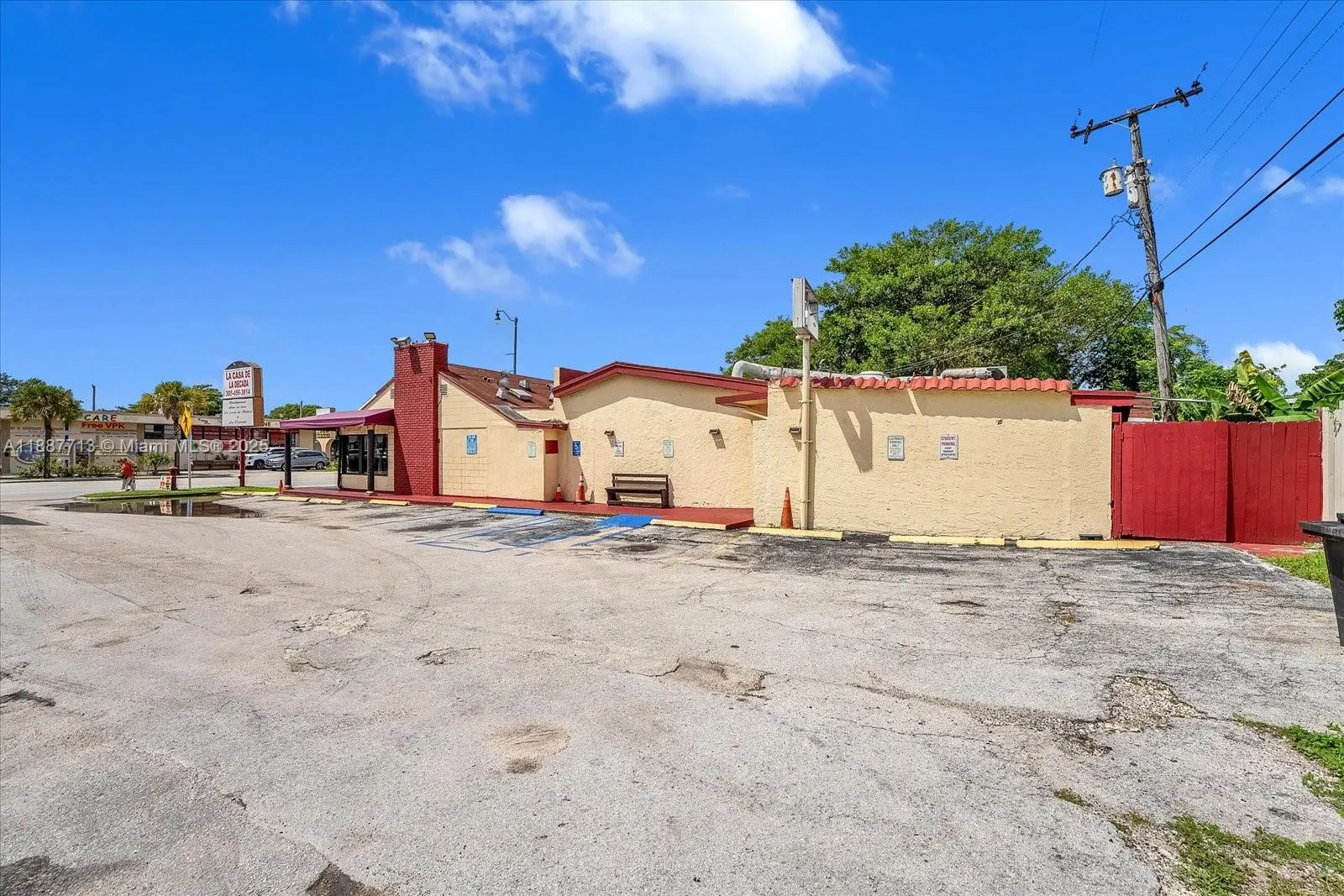 5769-5779 SW 8 ST