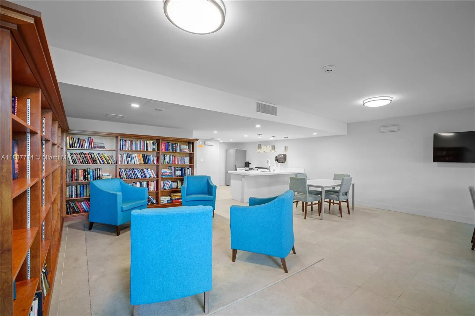 1160 N Federal Hwy, #1018