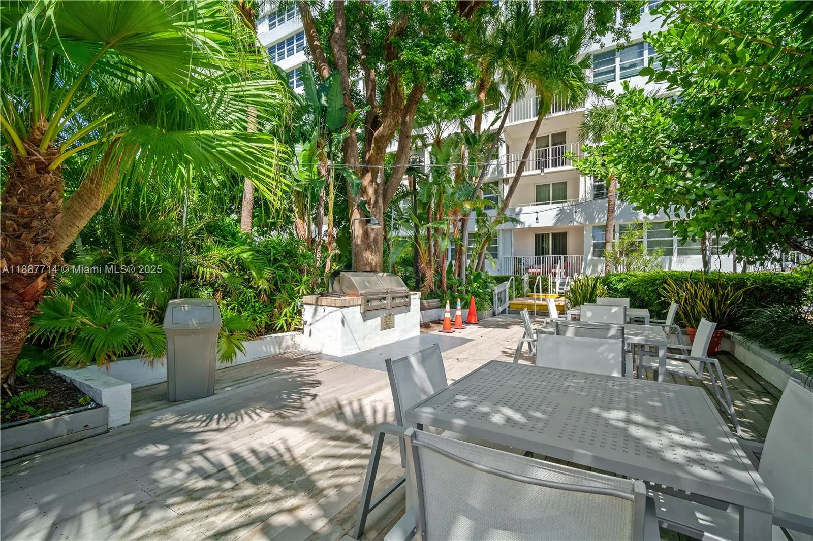 1160 N Federal Hwy, #1018
