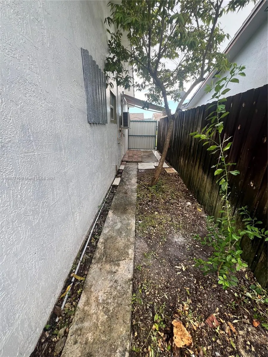 14763 SW 173rd Ter, #1