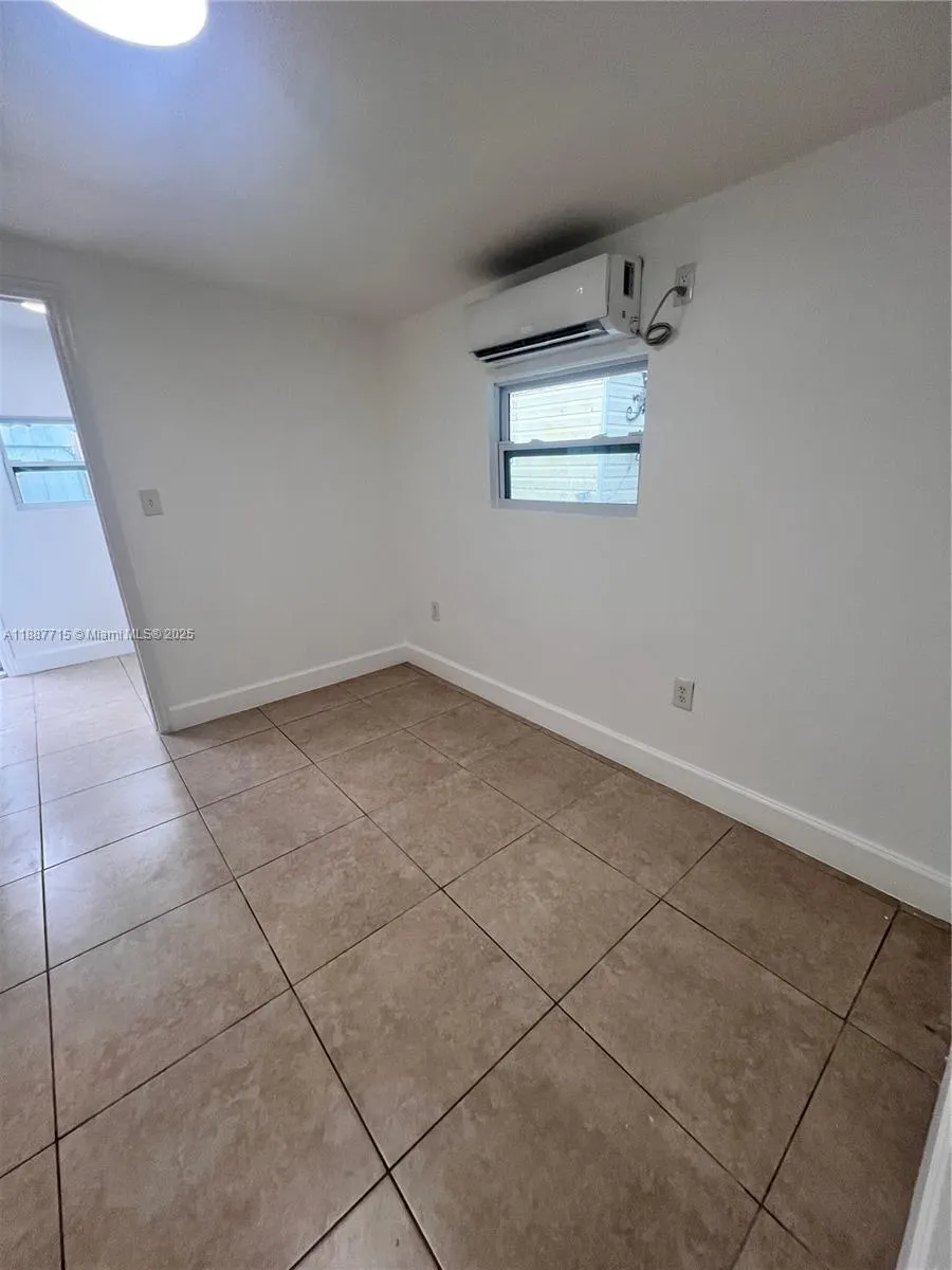 14763 SW 173rd Ter, #1