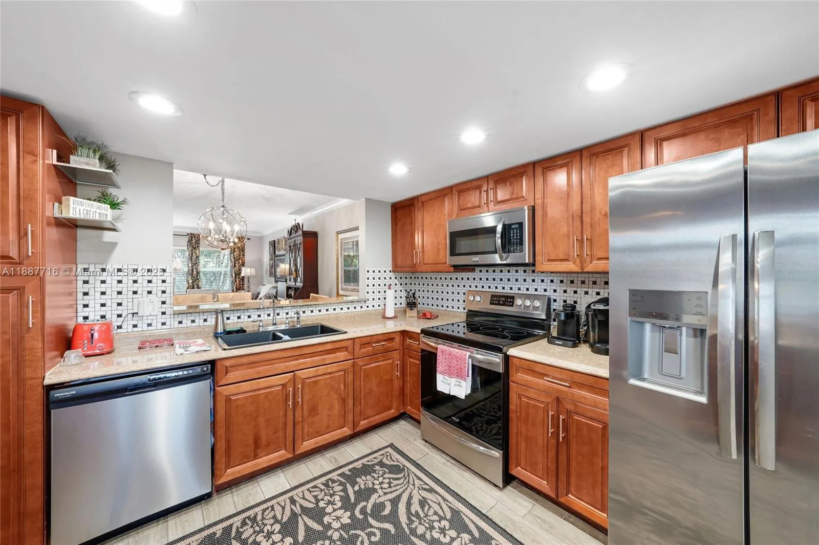 6731 Cypress Rd, #303