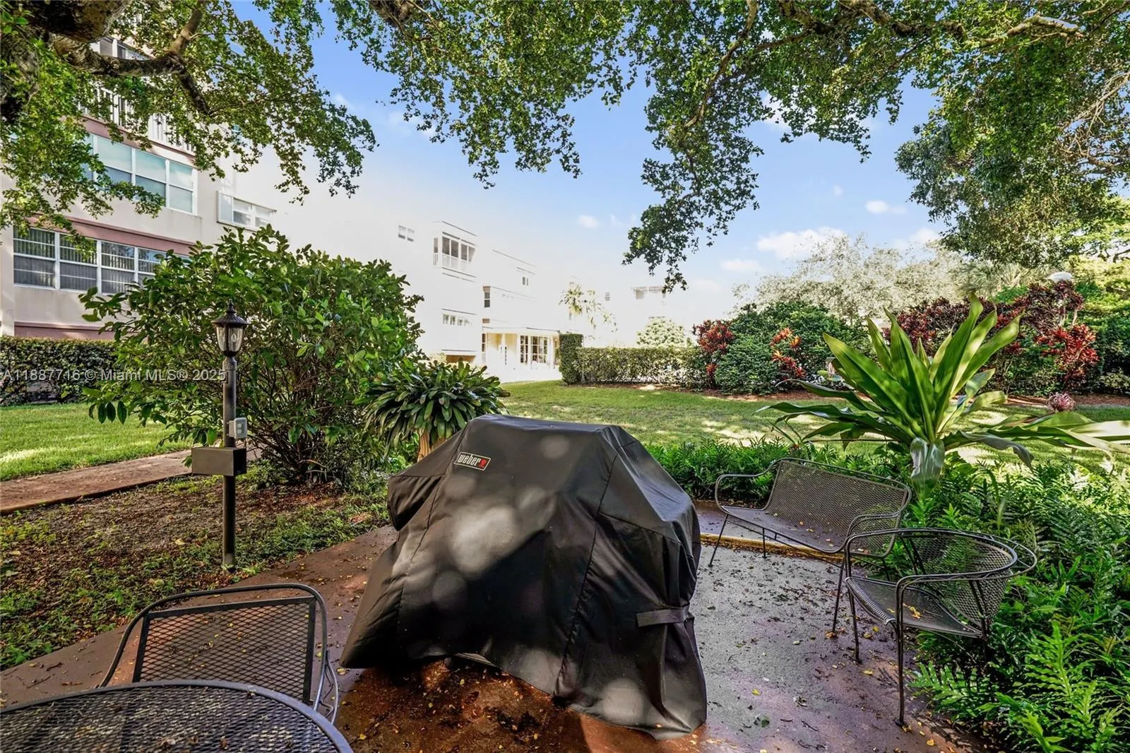 6731 Cypress Rd, #303