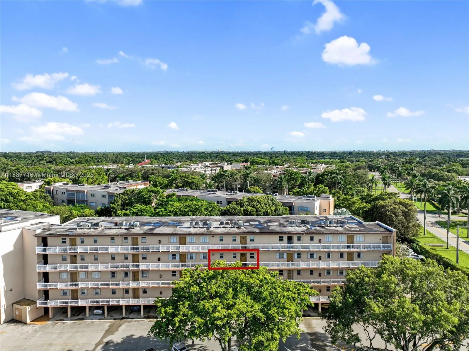 6731 Cypress Rd, #303