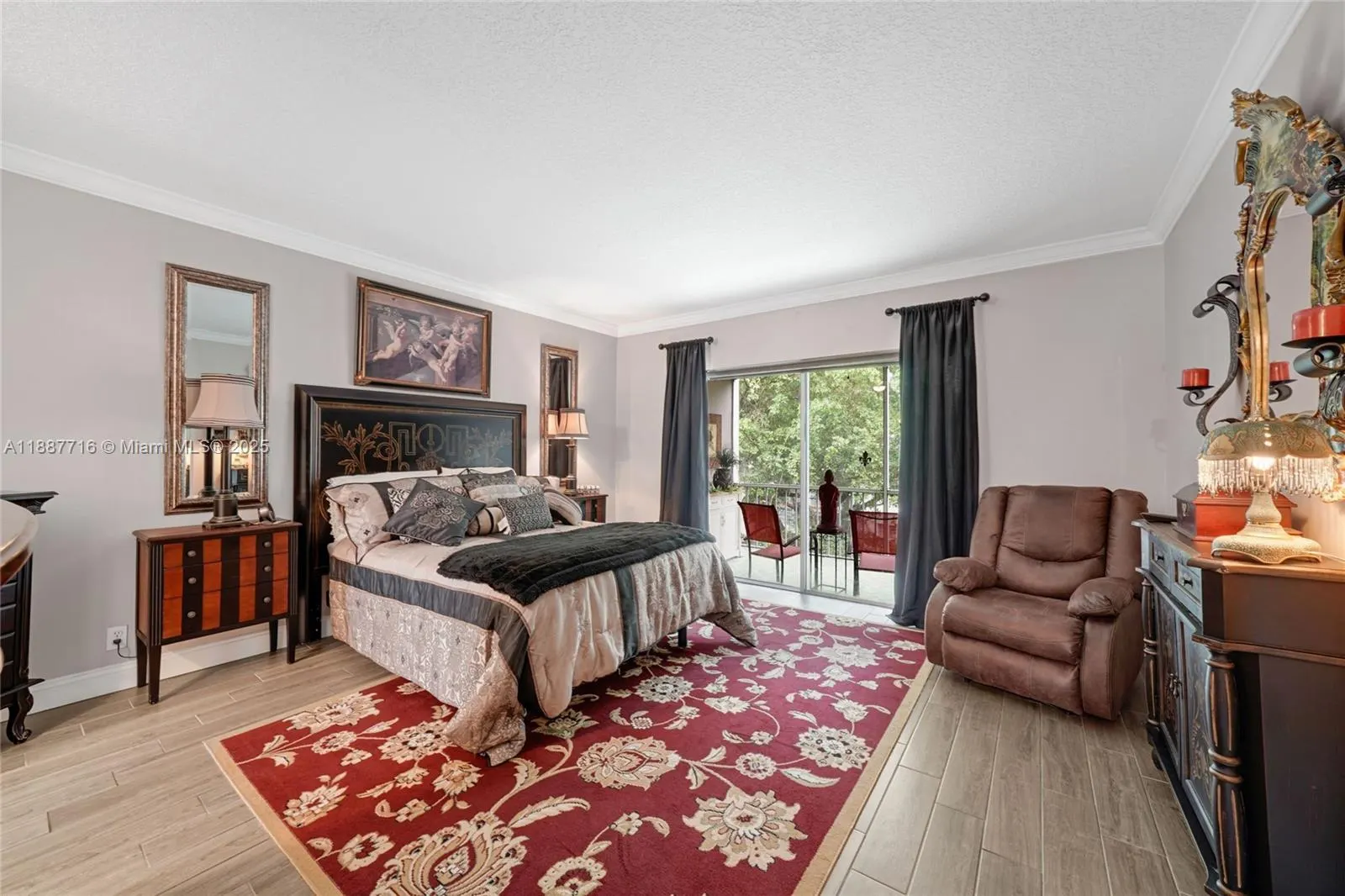 6731 Cypress Rd, #303