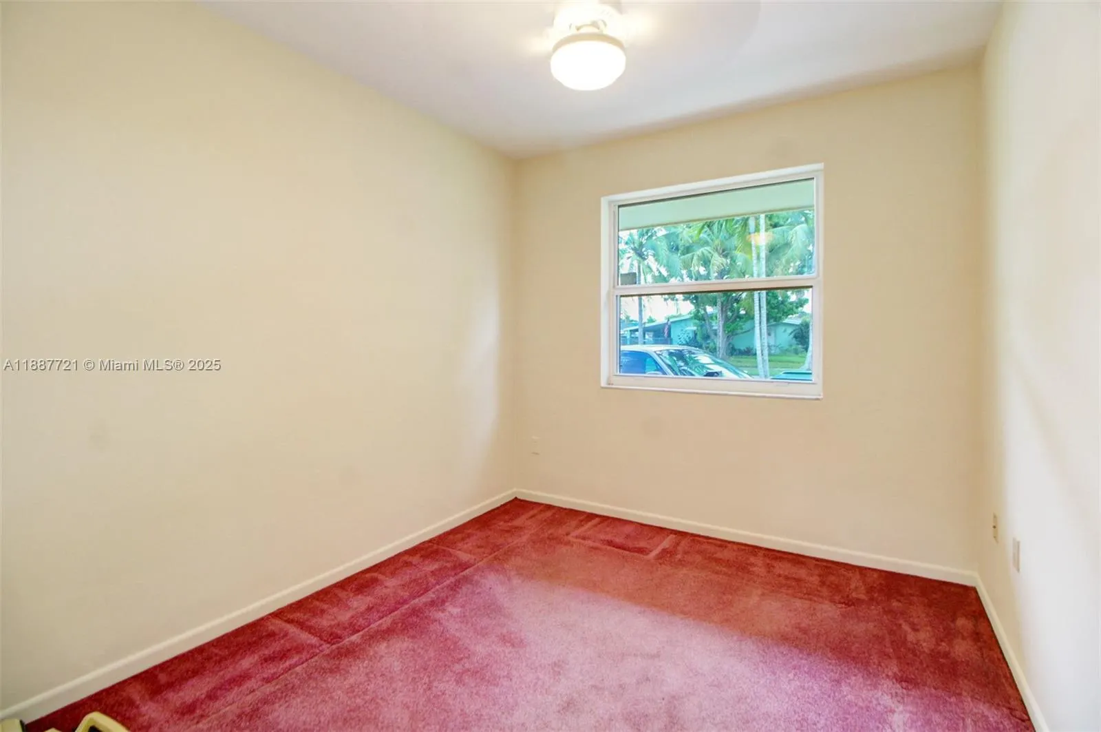 19550 Belview Dr