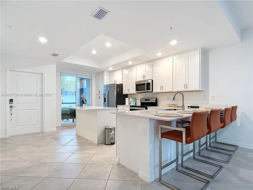 5453 Double Eagle Cir #3115