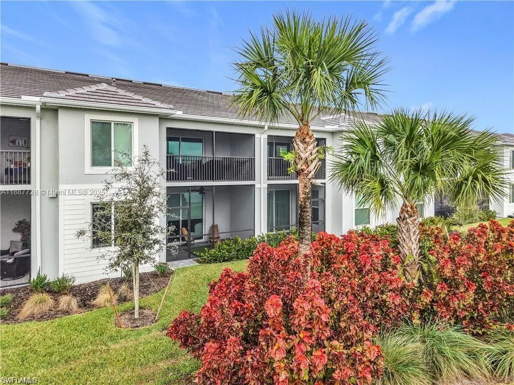 5453 Double Eagle Cir #3115