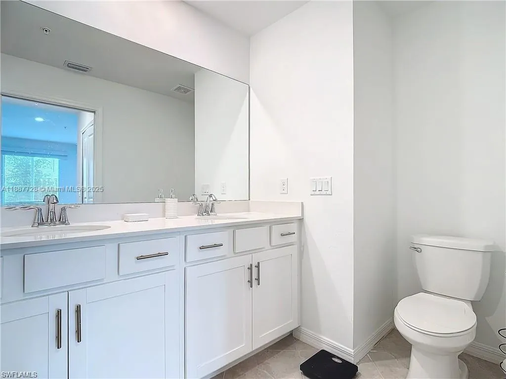 5453 Double Eagle Cir #3115