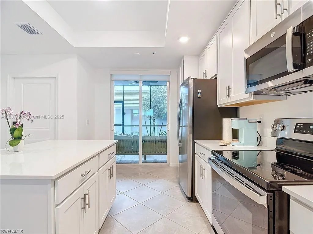 5453 Double Eagle Cir #3115