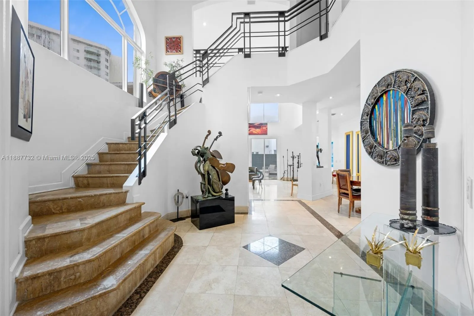 19460 39th Ct