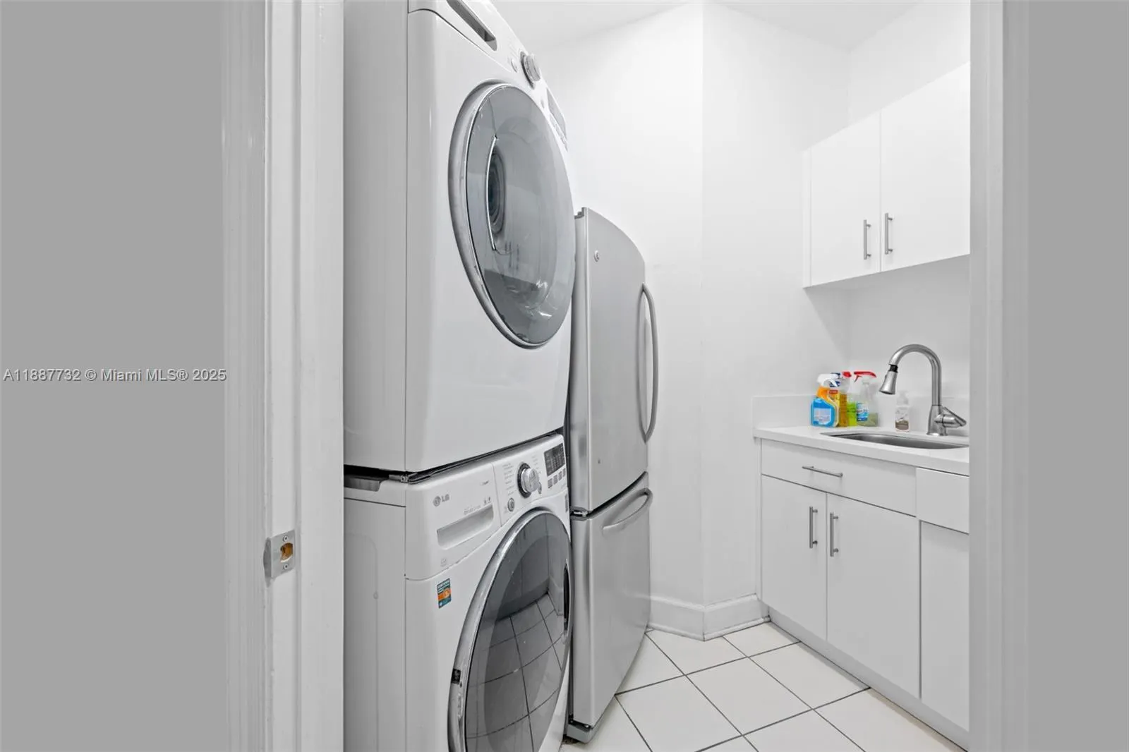 19460 39th Ct