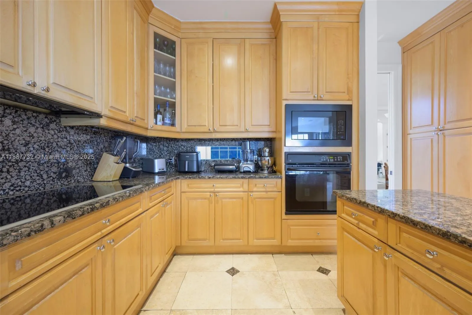 19460 39th Ct