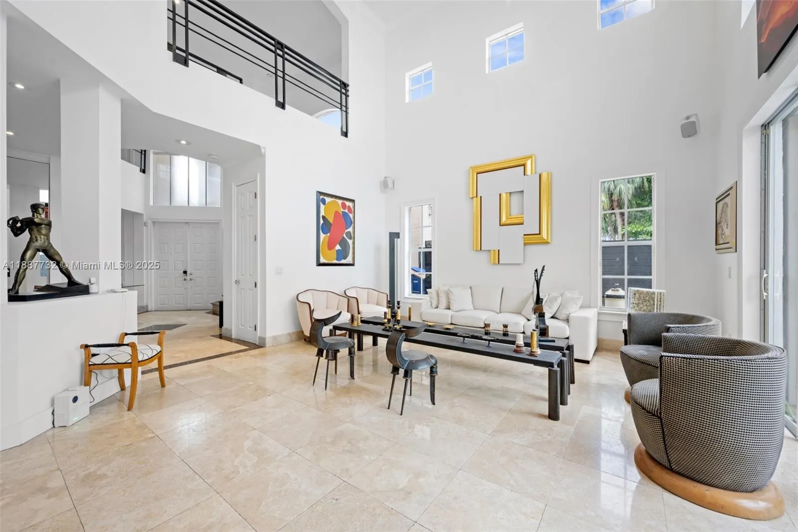 19460 39th Ct